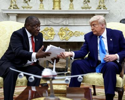 Sinister Trump dims the lights for another White House ambush