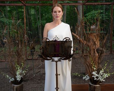 Sirens review – Julianne Moore’s utterly addictive cult drama is preposterously fun