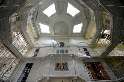 Fewer criminals to serve jail time under proposals to end prison overcrowding