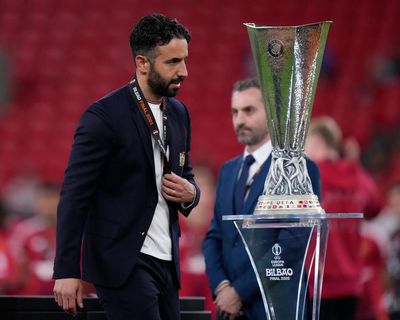 ‘He’s the right man’: Fernandes backs Amorim to stay at Manchester United