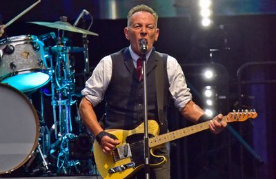Bruce Springsteen release new live EP from Manchester with anti-Donald Trump speeches