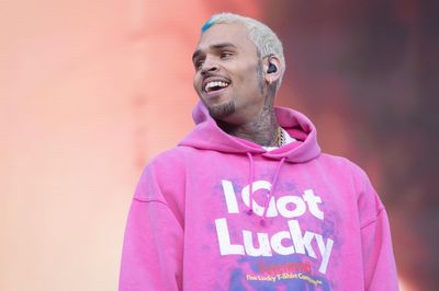 Chris Brown says he will go from ‘the cage to the stage’ after bail release