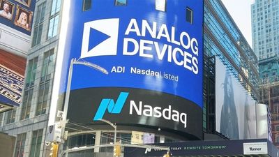 Chipmaker Analog Devices Beats Quarterly Targets, Returns To Growth