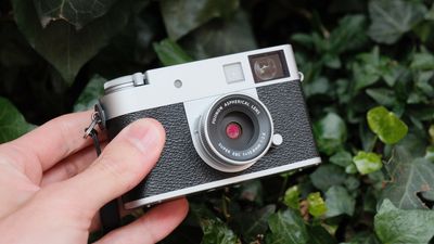 Fujifilm X Half hands-on review: this little camera reminded me how fun photography can be