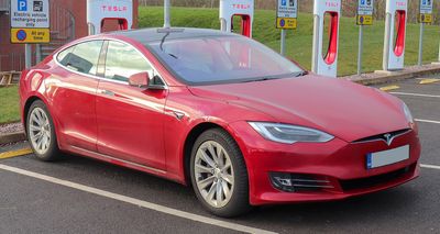 Here’s Why You Still Shouldn’t Own A Tesla