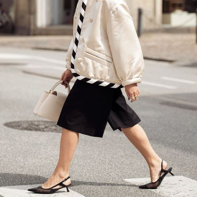 I've Never Been One For Pricey Body Wash, But This Nourishing Shower Oil is My Summer Skin Saviour