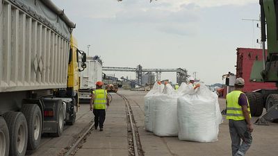 European Parliament backs steep tariff on Russian and Belarusian fertilisers