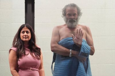 Jennifer Aniston's accused stalker found mentally incompetent for trial, but wants a second opinion