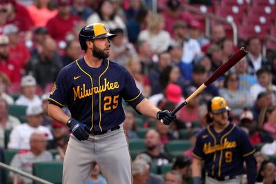 Former Brewers player Darin Ruf sues Reds over injury in Cincinnati that ended his career