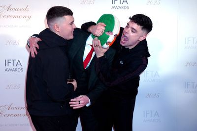 Kneecap to headline festival two days after terror charge
