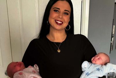 Woman diagnosed with rare cancer while pregnant with twins seeks stem cell donor