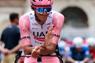 'I'm not Tadej Pogačar, my engine is smaller' - Isaac del Toro stays humble after another day in Giro d'Italia maglia rosa