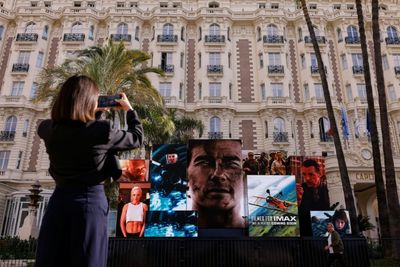 Cannes Maitre D'hotel Retires With Memories Of Stars