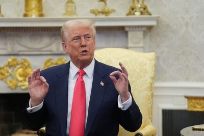 UK should get rid of ‘unsightly windmills’ and drill for North Sea oil – Trump