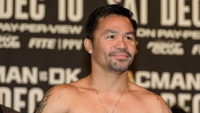 Sugar Ray Leonard Comments on Manny Pacquiao's Shock Return