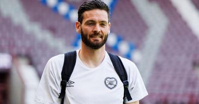 Craig Gordon signs new Hearts deal as keeper plays on until the age of 43
