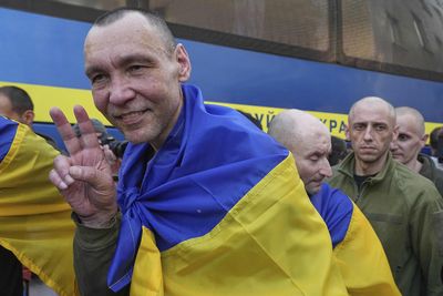 Ukraine, Russia exchange hundreds of soldiers, civilians in prisoner swap