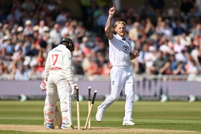 Ben Stokes underlines importance with vital spell as England turn the screw against Zimbabwe