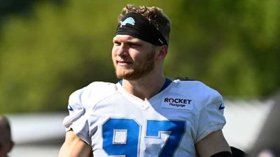 Lions' Aidan Hutchinson could be in line for a massive pay day after being fully cleared for football activities