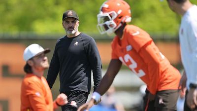 Kevin Stefanski Gives Honest Take on Shedeur Sanders's Work Ethic