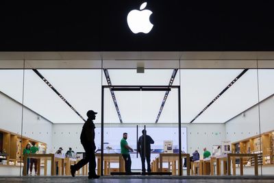 Trump’s tariff threat reruns are as fierce as they are fleeting