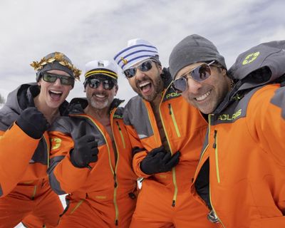Mountainhead review – tech bros face off in Jesse Armstrong’s post-Succession uber-wealth satire