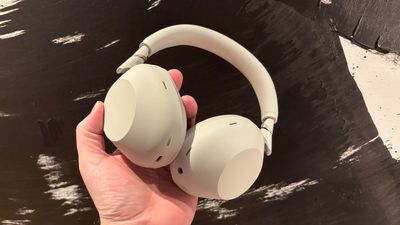 7 sound settings and control hacks you need to try on the Sony WH-1000XM6