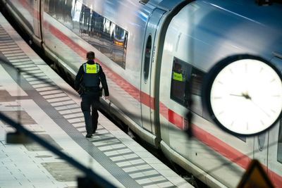German Woman Arrested After 17 Stabbed At Hamburg Station