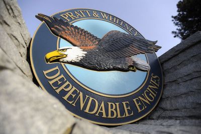 Jet engine maker Pratt & Whitney reaches tentative agreement with striking machinists