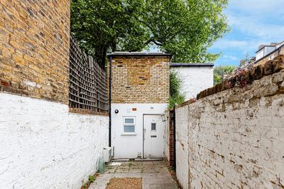 Ramshackle Canonbury studio where Dire Straits and The Police recorded set for conversion into house
