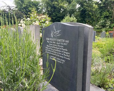 Families oppose ‘horrific’ building project at Highgate cemetery