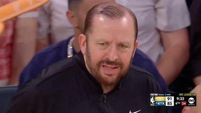 Tom Thibodeau Had Priceless Reaction to Cam Payne’s Horrendous 3-Point Attempt