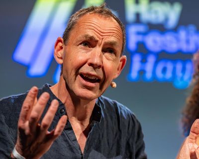 Challenge use of ‘nefarious’ news sources, says environmentalist