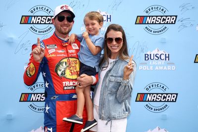 Chase Briscoe earns pole for Coca-Cola 600, beating Kyle Larson