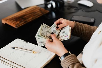 Why Baby Boomers Are Hoarding Wealth While Their Kids Can’t Afford Groceries