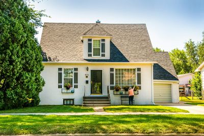 Real Estate vs. Stocks: Where Should You Build Wealth?
