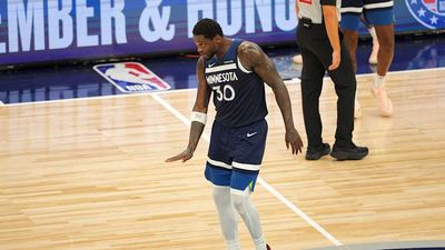 Julius Randle Hit Shai Gilgeous-Alexander With a 'Too Small' Amid Game 3 Blowout