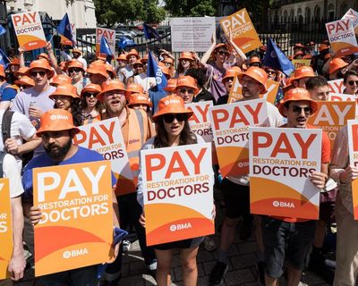 Who is calling the shots when it comes to UK wage levels: workers or bosses?