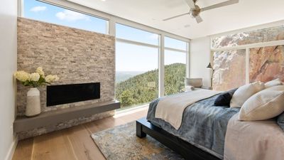 How to get rid of cockroaches in the bedroom fast without having to move out of your sleep space