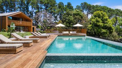 "It Can Be a Blessing and a Curse" — Landscape Designers Say They'd Never Buy This Kind of Outdoor Furniture for an Overly Sunny South-Facing Garden