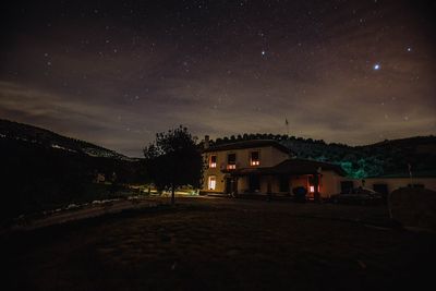 Here’s What Your Neighbors Are Seeing When You Leave Your Lights On At Night
