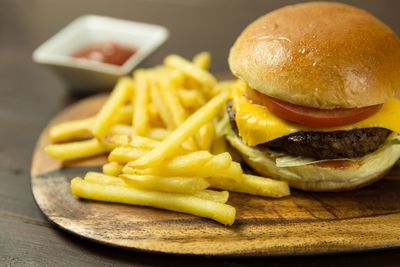 Settling or Satisfied? How Your Go-To Fast Food Order Reflects Your Love Life