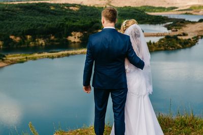 Your Husband Doesn’t Want To Come Home: 8 Clues You’re The Reason Why