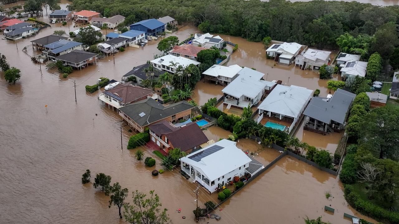 Flooded towns facing strong winds