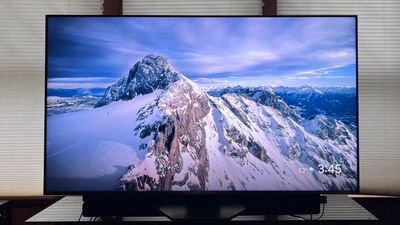 I reviewed Hisense’s top mini-LED TV, and it sets a new standard for bright-room viewing, but with a few key flaws