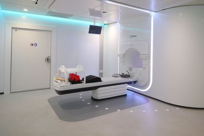 28 hospitals to get state-of-the-art radiotherapy machines, ministers announce