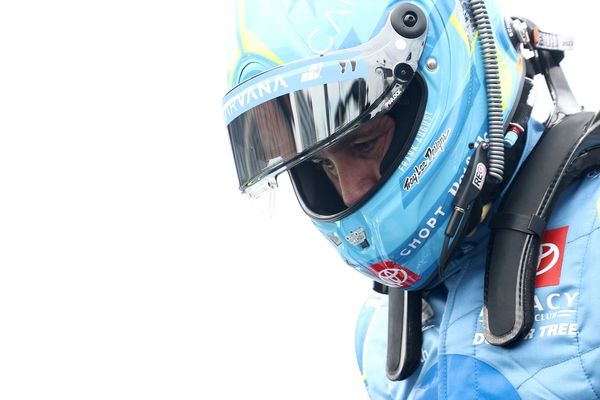 Jimmie Johnson admits to "rookie mistake" after crashing out of Coke 600