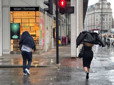 Will it rain in London on Bank Holiday Monday?