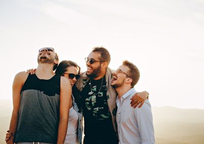 These 11 Greetings Are Social Suicide—And Most People Still Use Them
