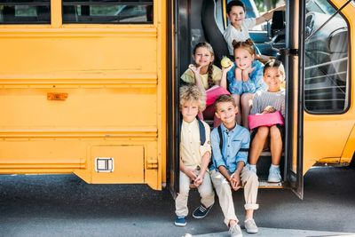 5 Reasons You Should Let Your Child Catch The Bus To School